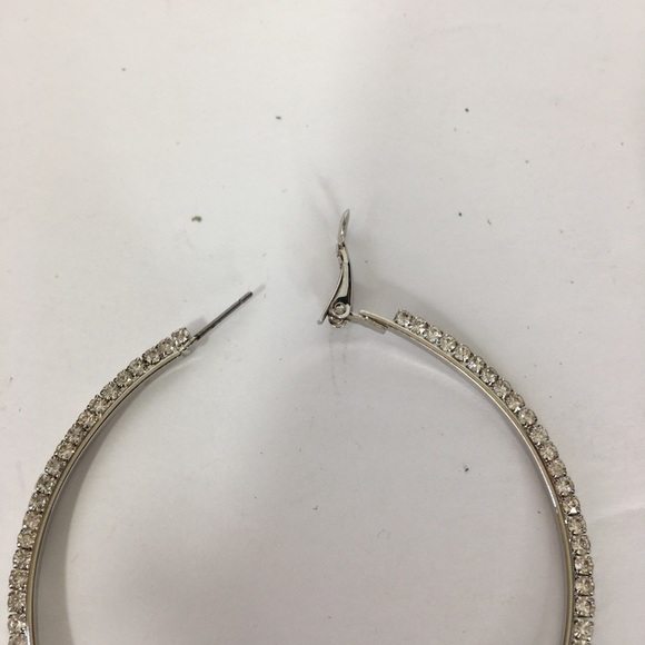 NOIR Dazzling earrings with rhinestone tassels - Picture 8 of 9